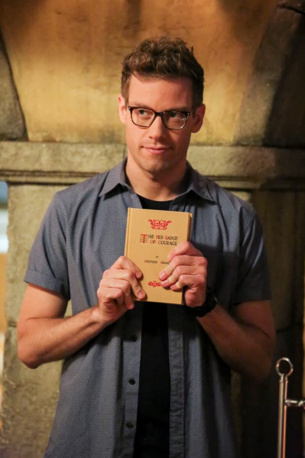 Discovering a Clue - NCIS: Los Angeles