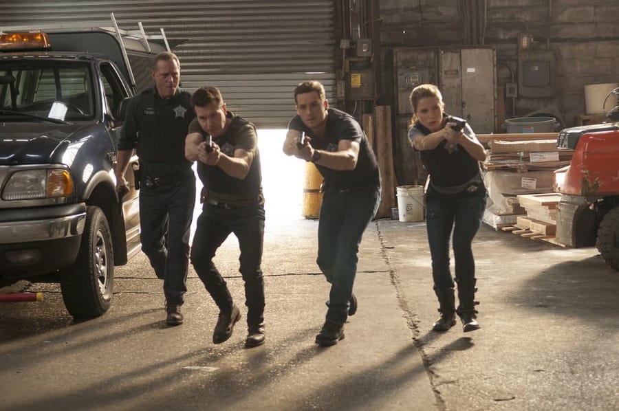 Chicago PD Season 2 Episode 2 Review Get My Cigarettes TV Fanatic