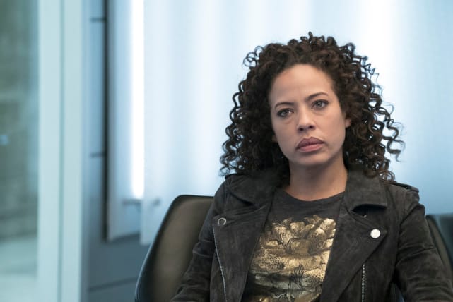 Taking it All In - The Blacklist: Redemption Season 1 Episode 2