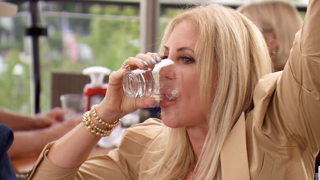 Watch The Real Housewives of Orange County Season 17, Episode 8