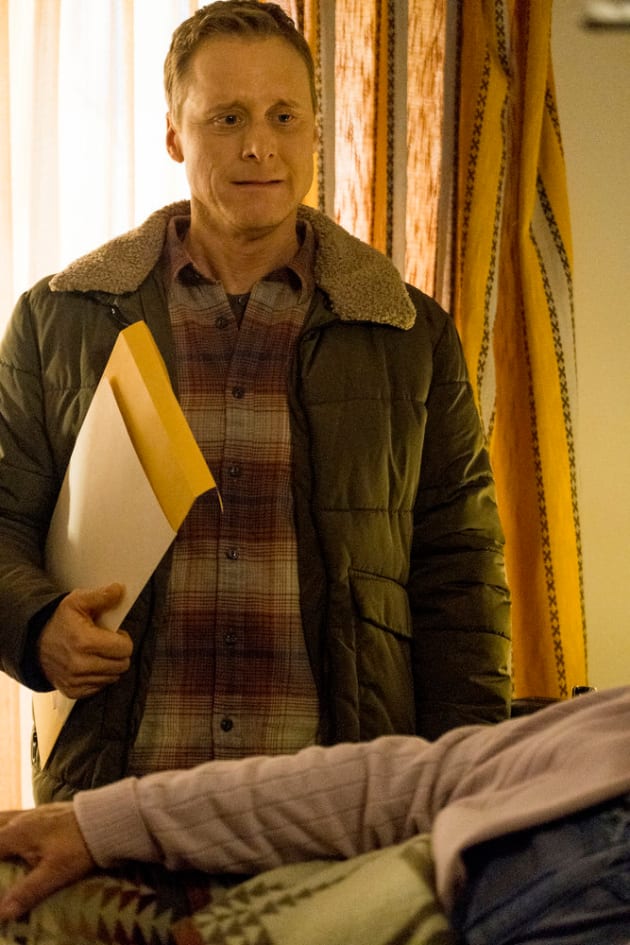 Harry Tries to Understand - Resident Alien Season 1 Episode 4