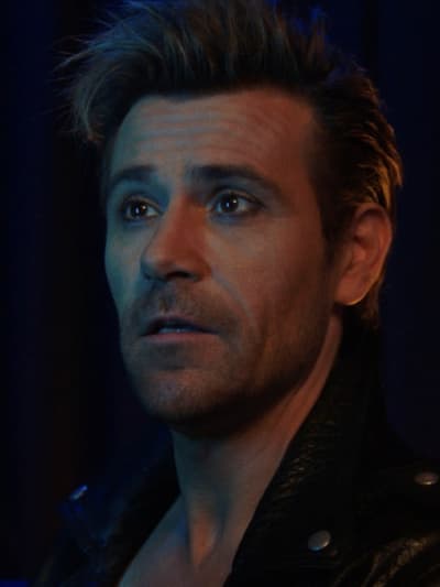 Rockstar - DC's Legends of Tomorrow Season 6 Episode 3