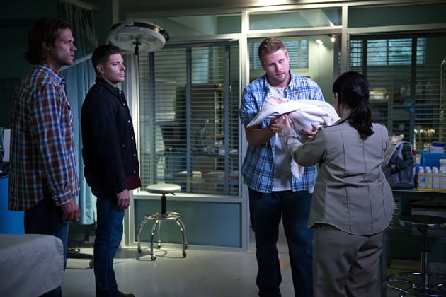 Hey Baby - Supernatural Season 11 Episode 1