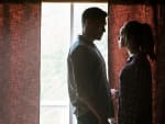 Jake and Alicia sitting in a tree. - Fear the Walking Dead Season 3 Episode 5
