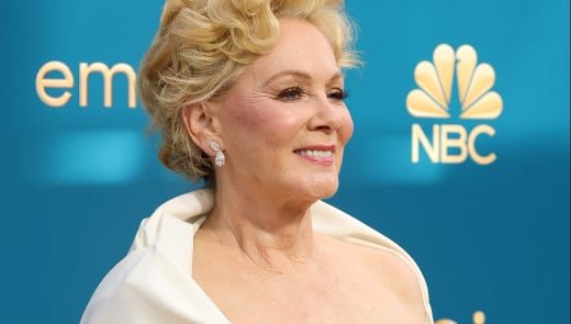 Jean Smart attends the 74th Primetime Emmys at Microsoft Theater 