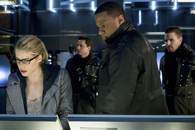 Old Tricks - Arrow Season 3 Episode 23