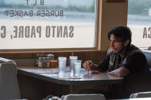 Family Drama - Mayans M.C. Season 1 Episode 4