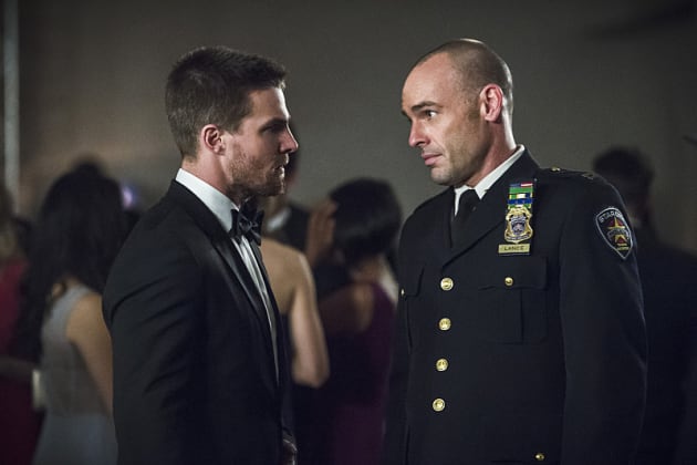 Heads Together - Arrow Season 4 Episode 7
