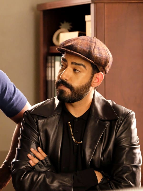 Ravi's New Ally - Tall - iZombie Season 5 Episode 1