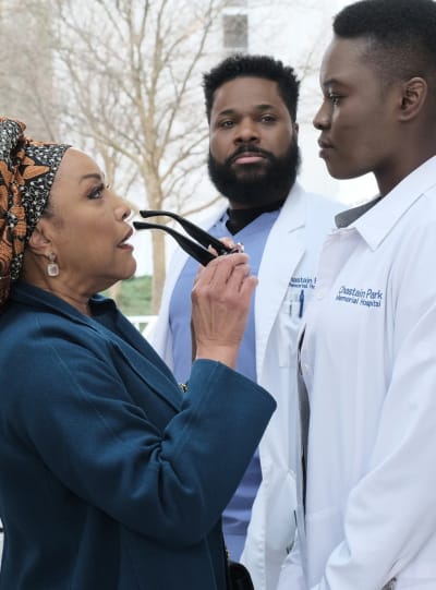 The Resident Season 2 Episode 15 Review Queens Tv Fanatic Conrad hawkins (matt czuchry) mentors first year resident dr. the resident season 2 episode 15 review