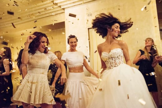 Girlfriends Guide To Divorce Season 2 Episode 13 Review Rule 519 Happily Ever After Is An Oxymoron Tv Fanatic