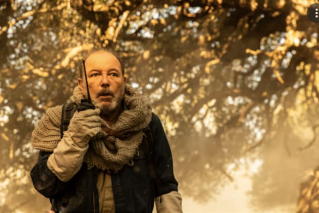 Watch online fear the hotsell walking dead season 1