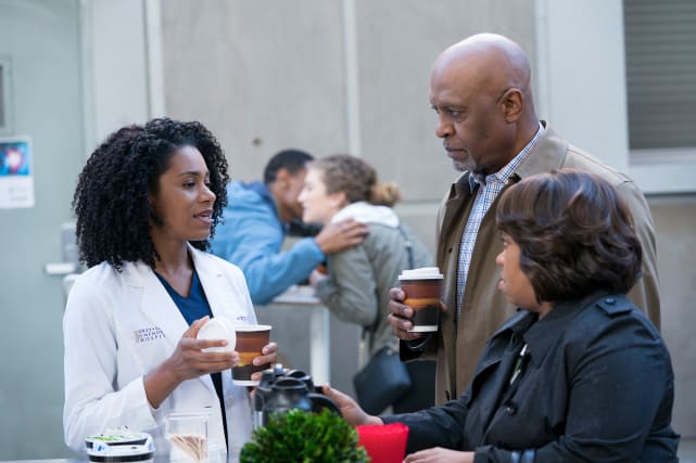 Coffee Cart Conversations - Grey's Anatomy Season 14 Episode 15