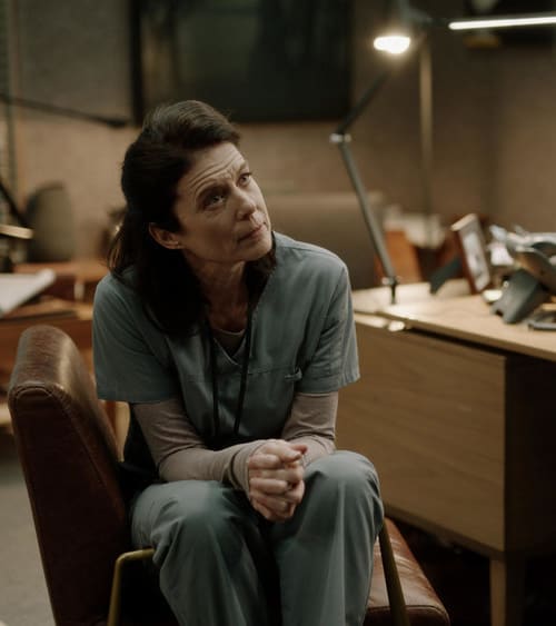Claire Supports Bishop 1 - Transplant Season 2 Episode 4