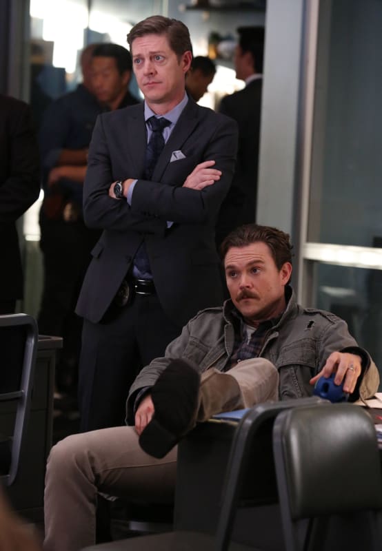 Has He Lost His Mind - Lethal Weapon Season 1 Episode 12