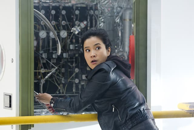 Scorpion season 2 watch cheap online free