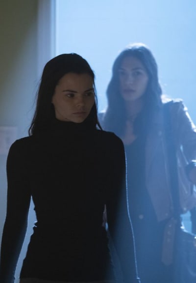 Watch siren season store 2 free online