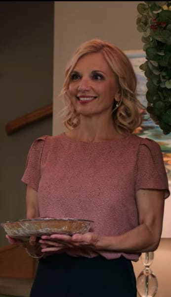 Muriel Gets Pie - Virgin River Temporada 2 Episodio 6