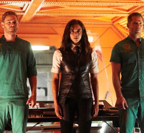 Left Scrambling -- Tall - Killjoys Season 5 Episode 6