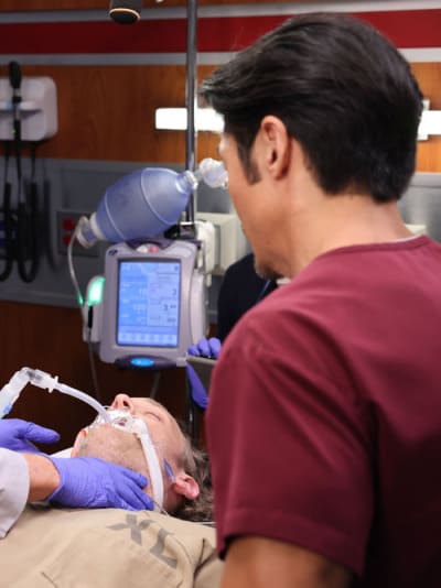 Choi Tries to Save Sean's Life - Chicago Med Season 8 Episode 7