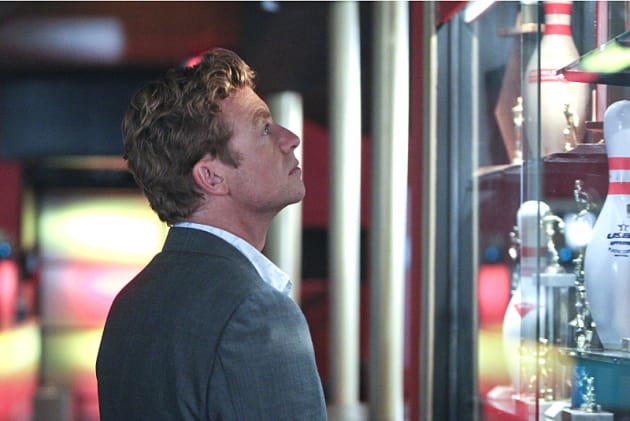 A Bowling Alley - The Mentalist Season 7 Episode 1