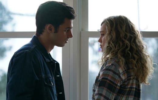 Stargirl Season 2 Episode 5 Review Summer School Chapter Five