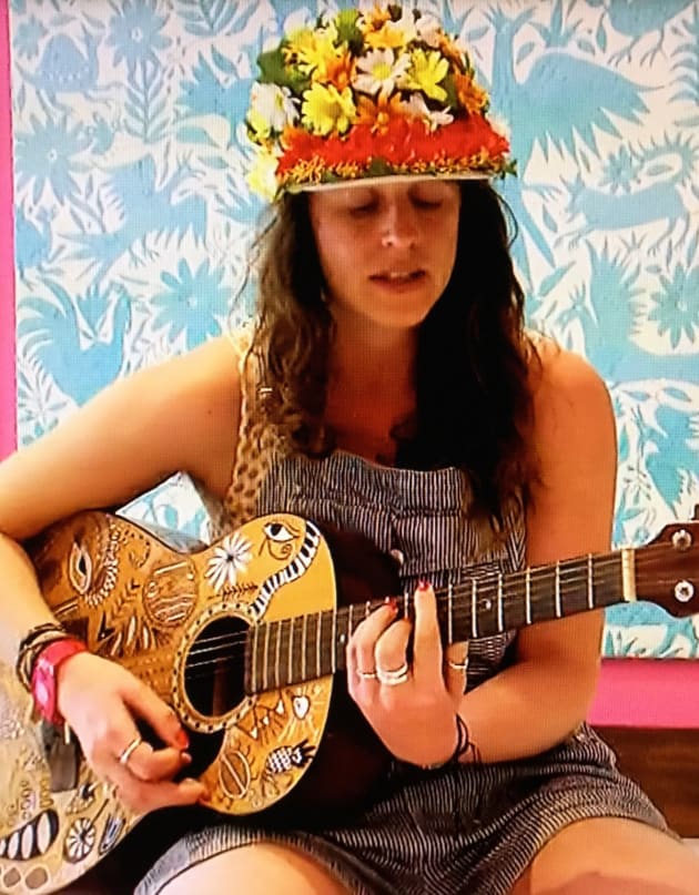 Amelia Plays Guitar - Married at First Sight Season 11 Episode 7