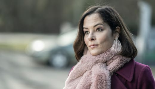 Parker Posey is Blair - Tales of the Walking Dead
