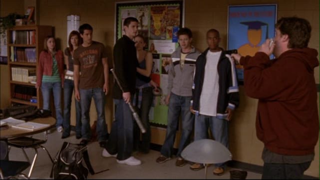 One Tree Hill: "With Tired Eyes, Tired Minds, Tired Souls, We Slept"
