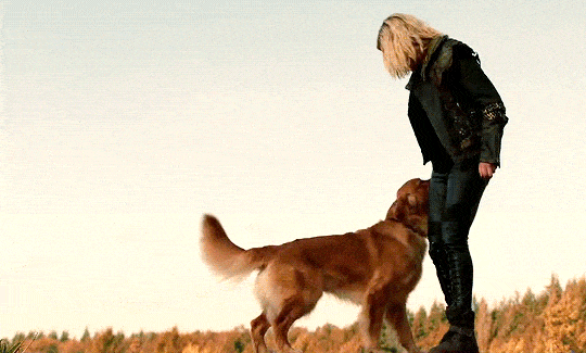 Clarke and Picasso in Sanctum - The 100 Season 6 Episode 3