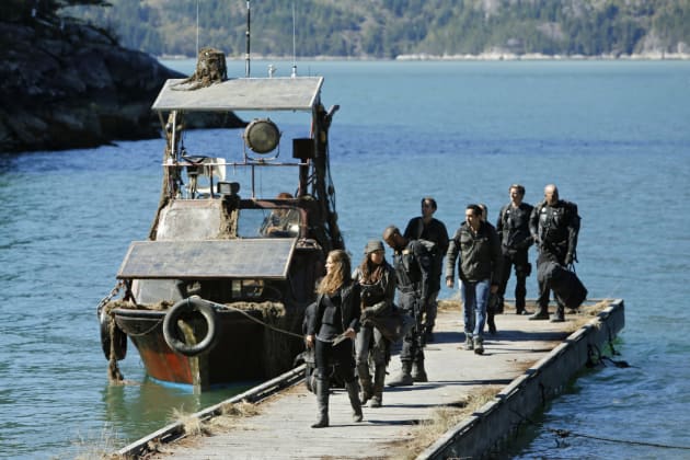 Working Together - The 100 Season 4 Episode 4