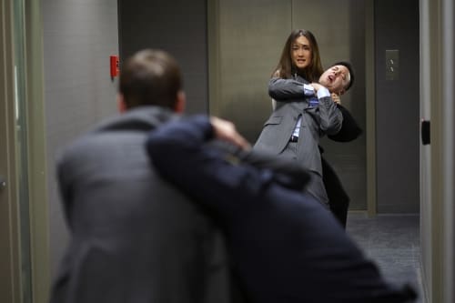 Taking a Hostage - TV Fanatic