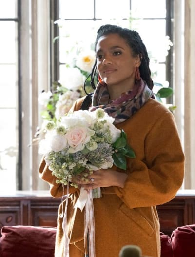 Helen's Bouquet-tall - New Amsterdam Season 4 Episode 21