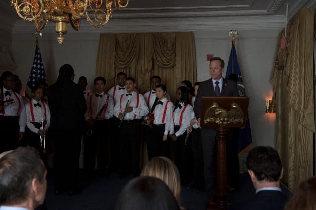 A Closer Look - Designated Survivor Season 1 Episode 19