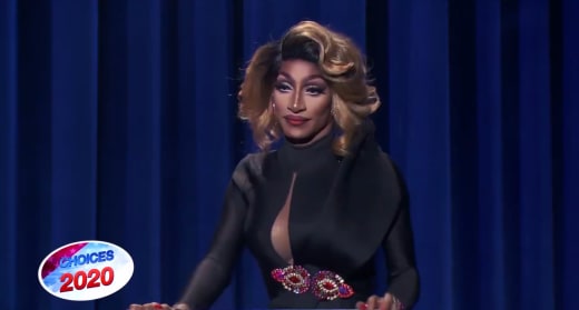 Look Over There! - RuPaul's Drag Race Season 12 Episode 9