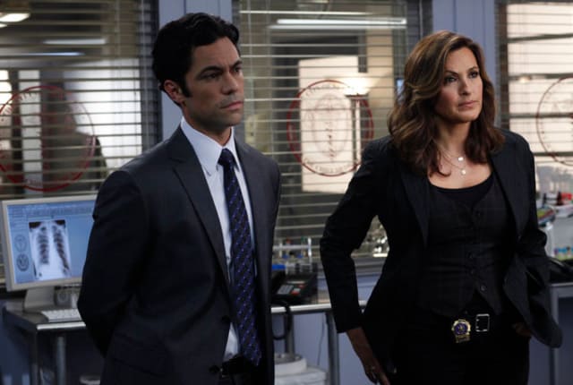Watch Law & Order: SVU Season 13 Episode 3 Online - TV Fanatic - Law And Order Svu Season 13 Episode 3 Cast