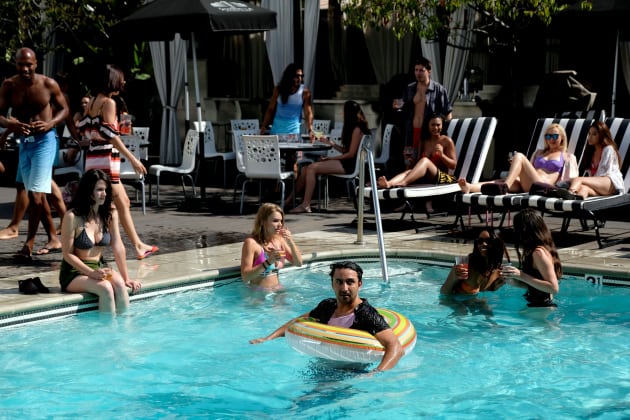 Enjoying a Swim - Lucifer Season 3 Episode 1