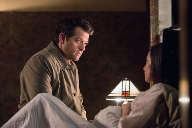 Castiel checks in on Kelly - Supernatural Season 12 Episode 23