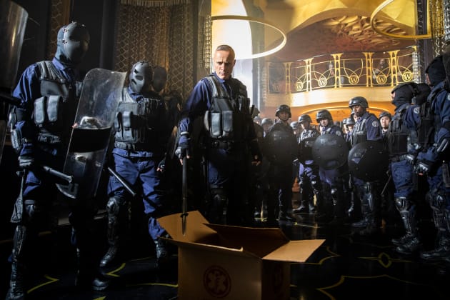 A Jackboot Surprise - Snowpiercer Season 1 Episode 8