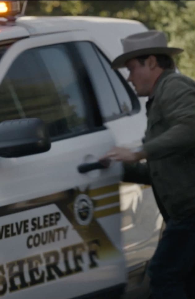 Joe Pickett Sneak Peek Joe's Out for Blood as Looks for Marybeth! TV
