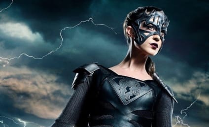 Supergirl: Reign's Eye-Catching Costume Unveiled!
