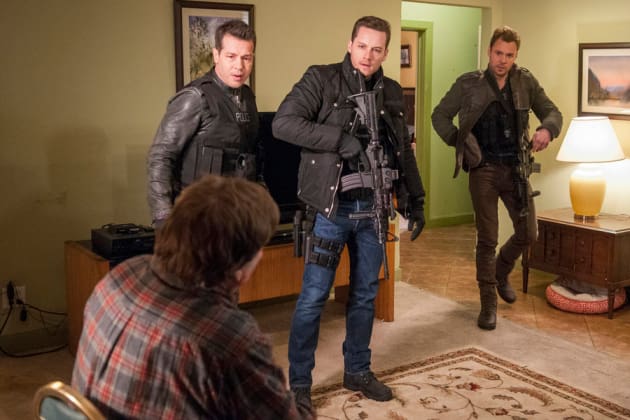 Chicago PD Season 2 Episode 14 TV Fanatic