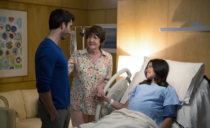 Jane the Virgin Round Table: Not the Baby!