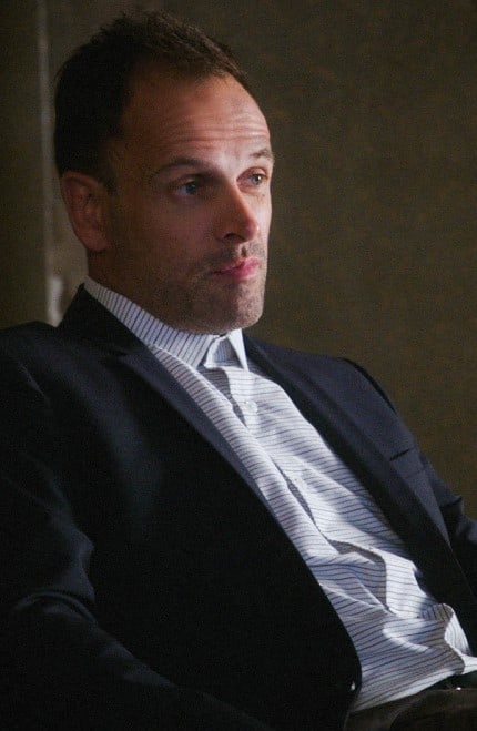 Setting a Trap - Elementary Season 7 Episode 6