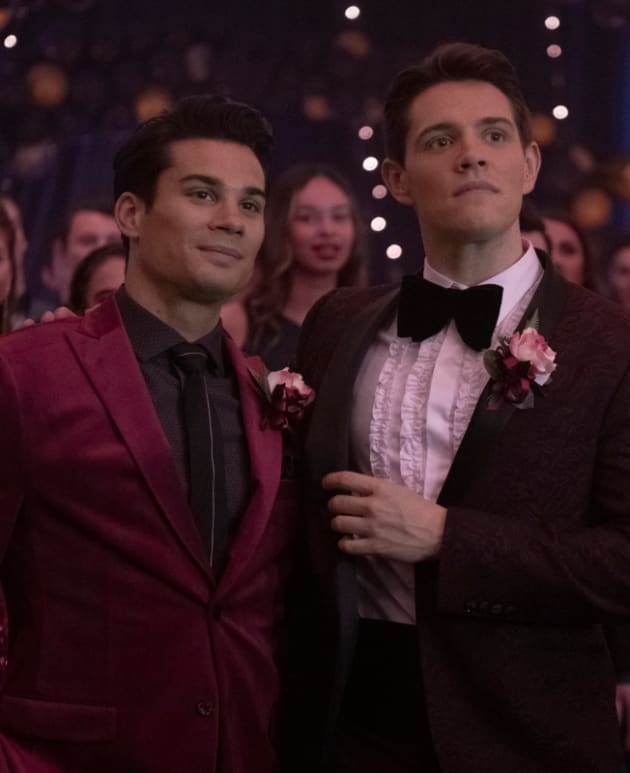 Prom Dates - Riverdale Season 5 Episode 1