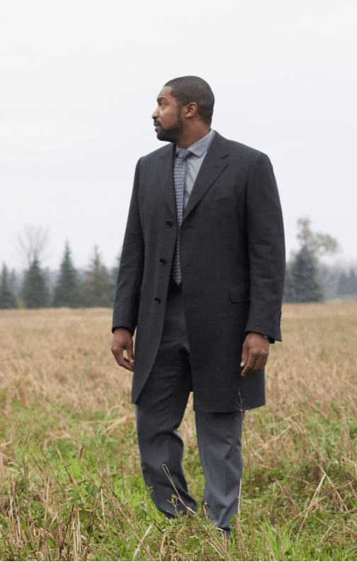 McAvoy and Jenny Check Out The Field - Coroner Season 1 Episode 8