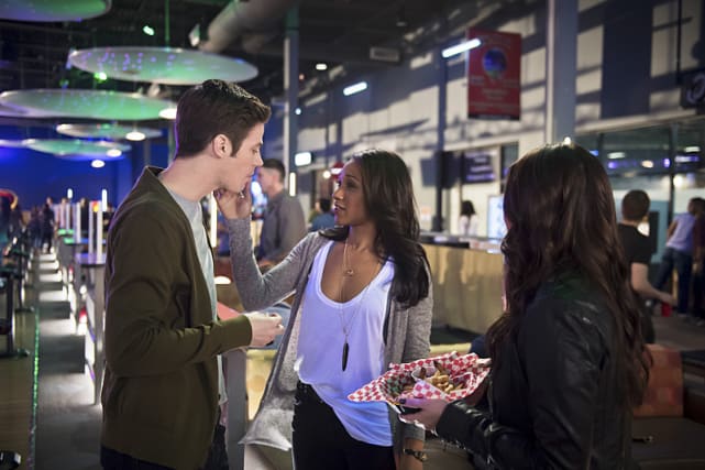 Snack Time - The Flash Season 1 Episode 15