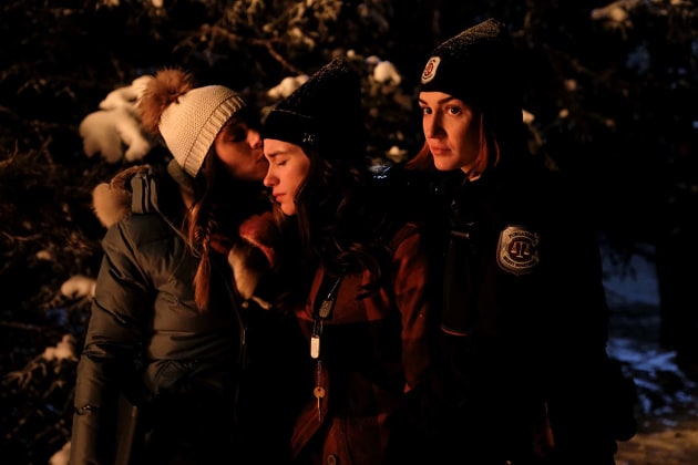 Wynonna In the Woods - Wynonna Earp Season 3 Episode 3