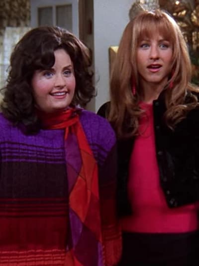 Monica and Rachel - Friends Season 5 Episode 8