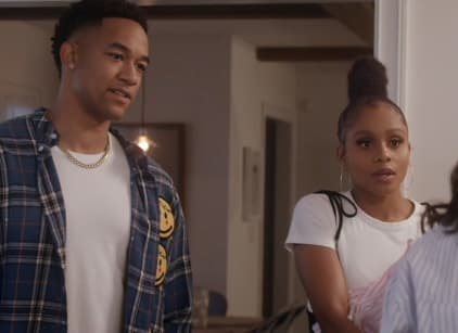Homecoming season online 1 episode 1